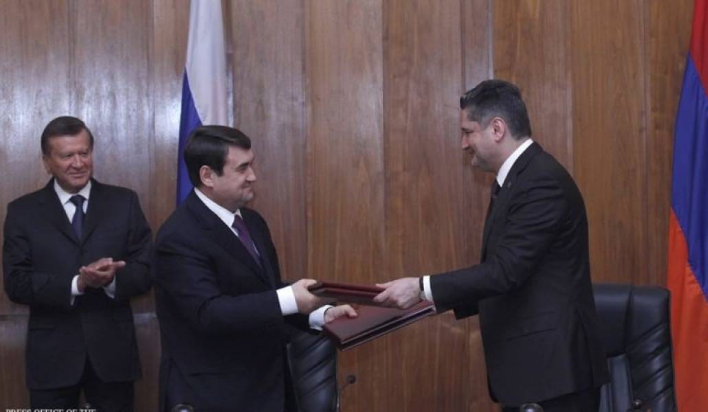 f8928bef3f28877d619c1ede8da9ac3b