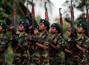 Женщин будут посылать на передовую