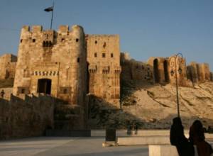 В Алеппо прогремело два взрыва