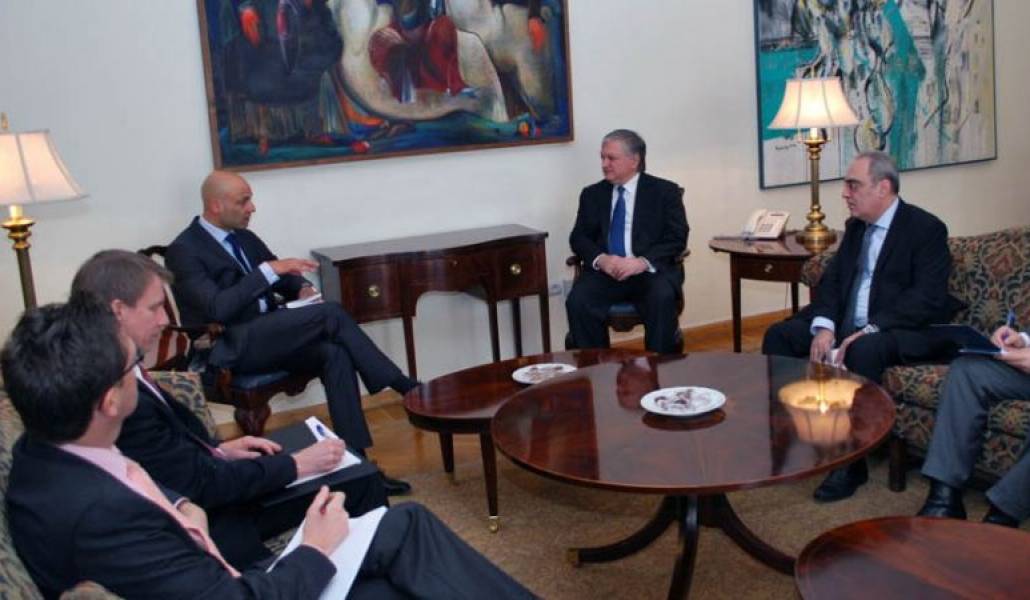 5c2cec9f7dfbf73a34e637291ceb09d3