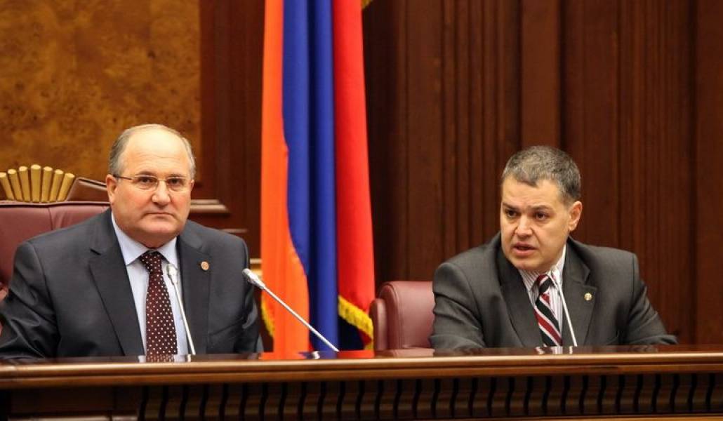 b0c2295310982b5c203a5b27a3566728