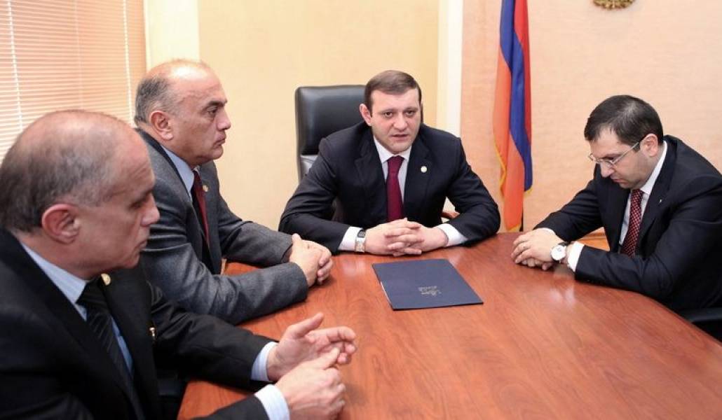 0ef458f18ed4102a728f5e5961955dcc