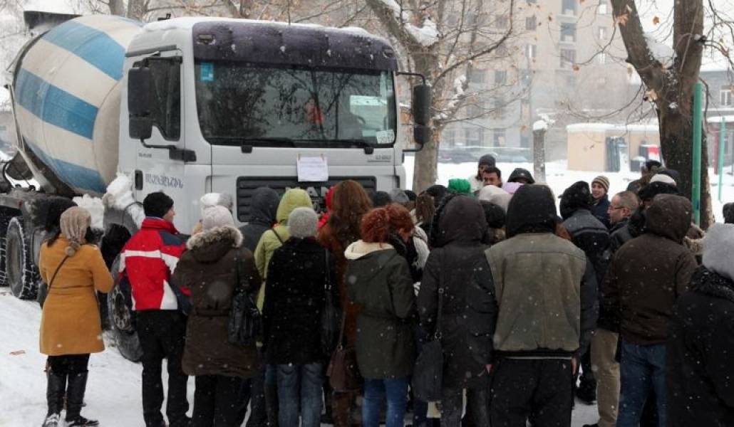 8de613f7c201b16b44d95b82212754de