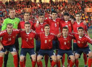 Армения готовится к игре с Сербией