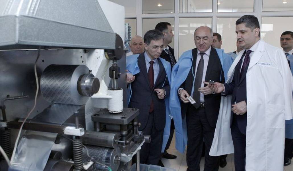 2ba271ab912eb262df85ba6800cc13e8