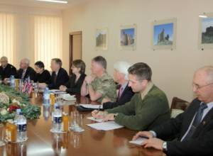 Министр принял экспертную группу