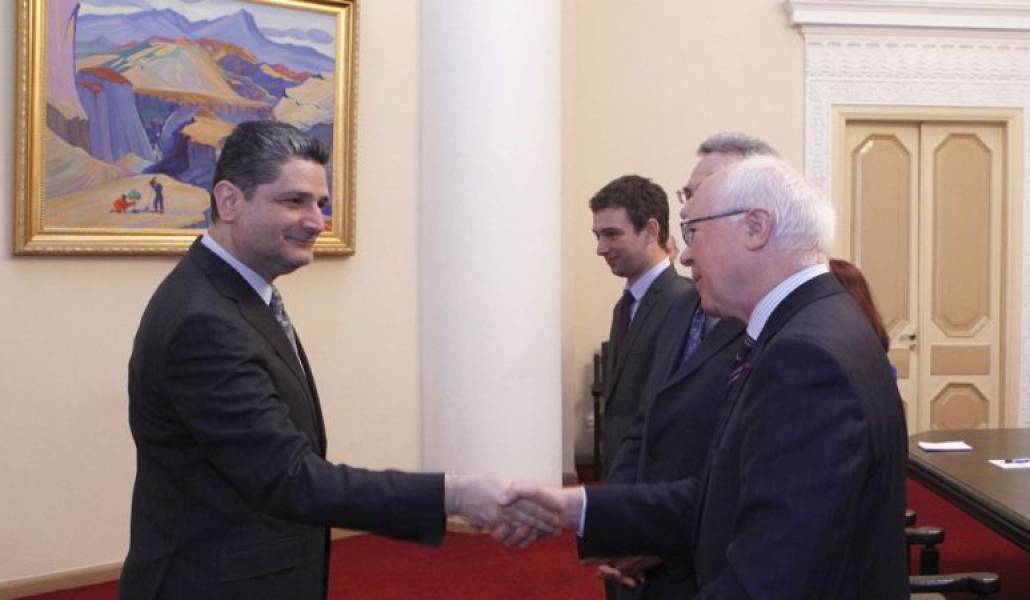 f8ec802b997ded6f2384191d4b2835af