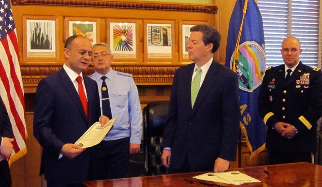 7a40a4cff06360783bad8b53313b584d