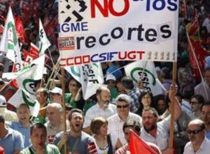 Девять человек ранены