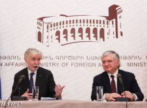 Баку пытается пустить пыль в глаза