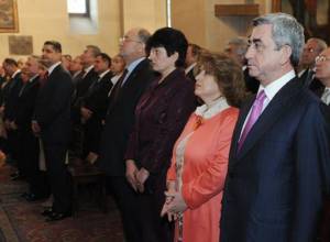 Рита Саргсян не внемлет совету церкви?