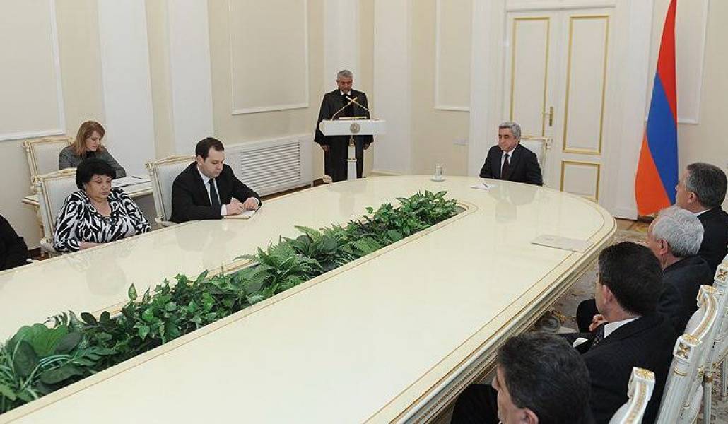 32193a18c66893ecede64b694644f4c0