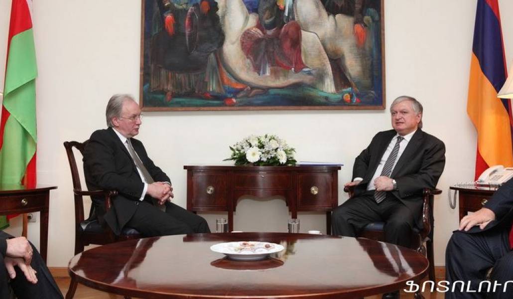 848cbf7ef395aedab4a558addd1663e9