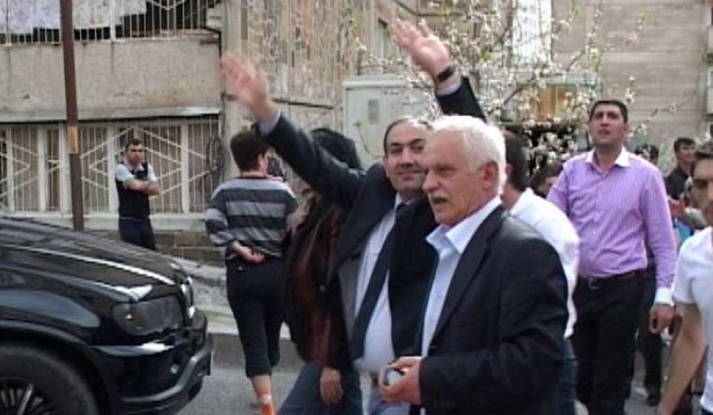 0f2d235523db0adddb210e2f1ebc8c0d