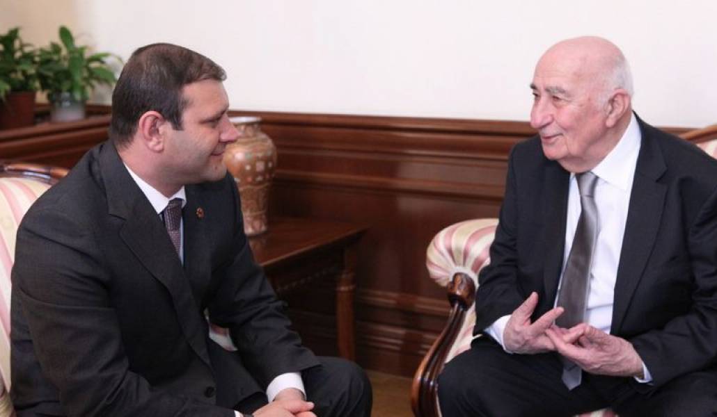 3c96d742f27c09e5300af0c76cc1c78a