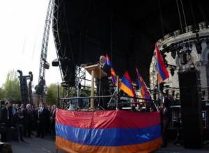 Митинг - в прямом эфире «А1+»