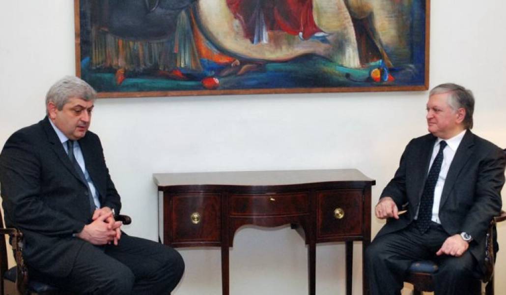 f0e3af5ab7288ed7edcbefb91056e5da