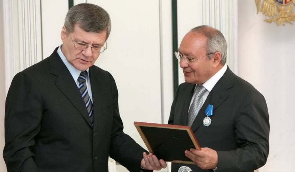 661cd15aaa3842a8c8493f5f74da8626