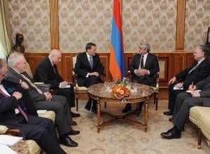 Саргсян принял сопредседателей
