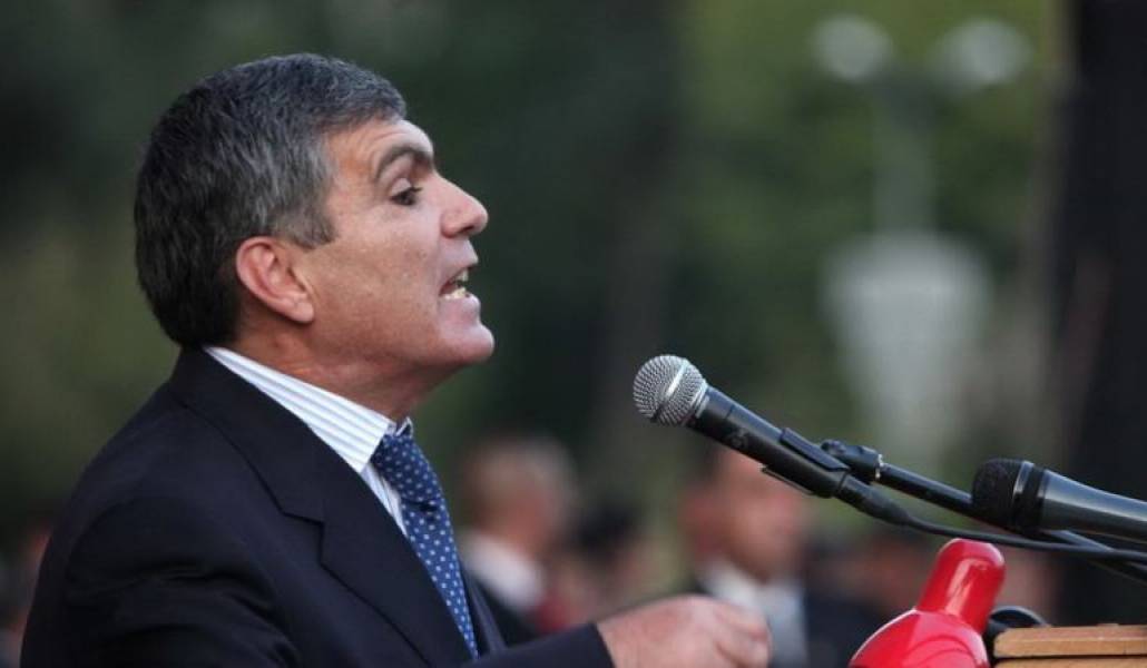 415f8c58417b740299e756d95e96b2d8