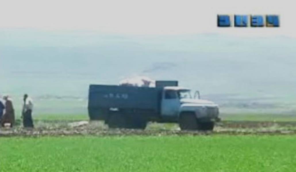 039cade08de4ddfde20a5aec24352028