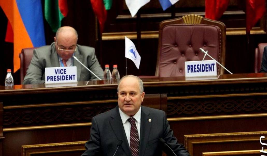 c50f002933393b016a87885cbef8dce2