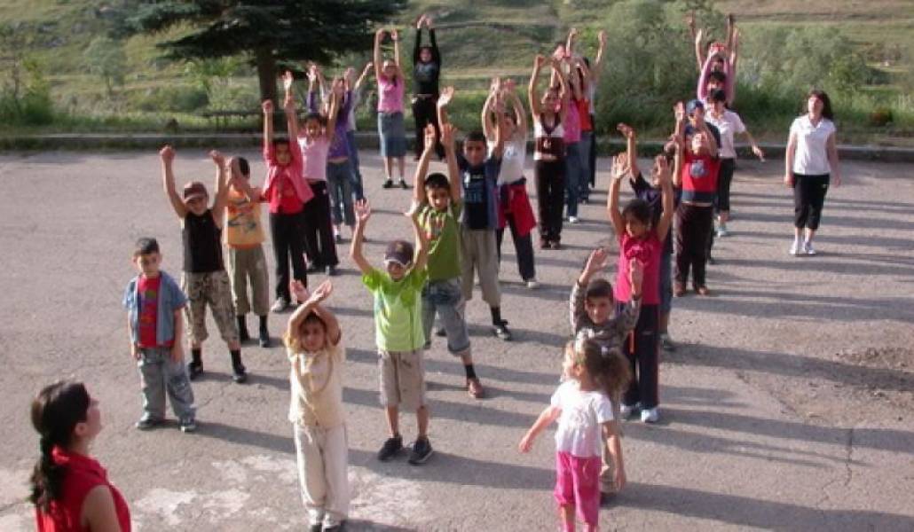 7161cf54e376e809511cb43d795ad4e0