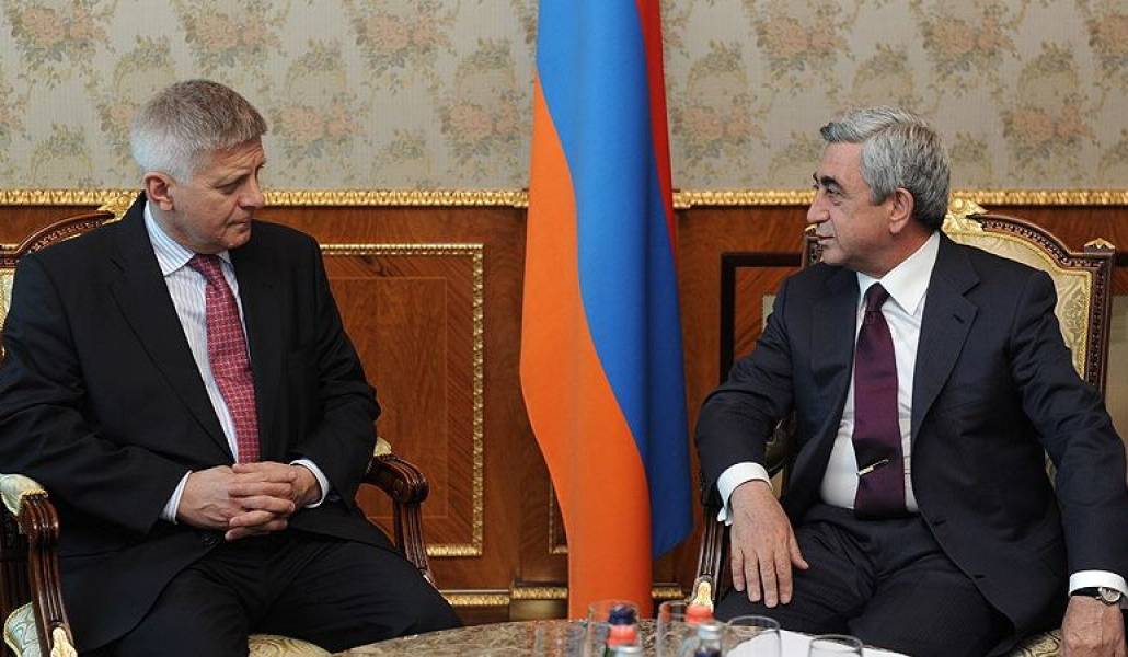 483fe94bc08af813eb8f448809a6dfa3