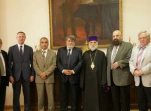 Встреча в Первопрестольном святом Эчмиадзине