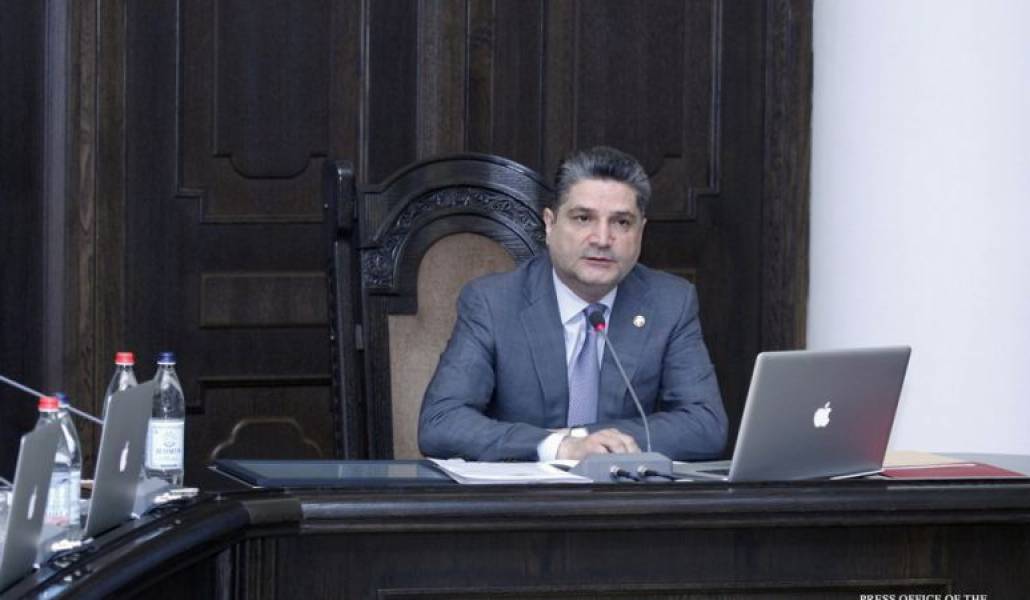 75c8d4481fa394bb6fa519bdefd7b3d6