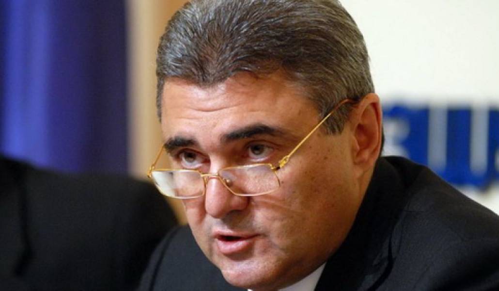 d576ea3cf1097278ab12a0cbdf8e2f13