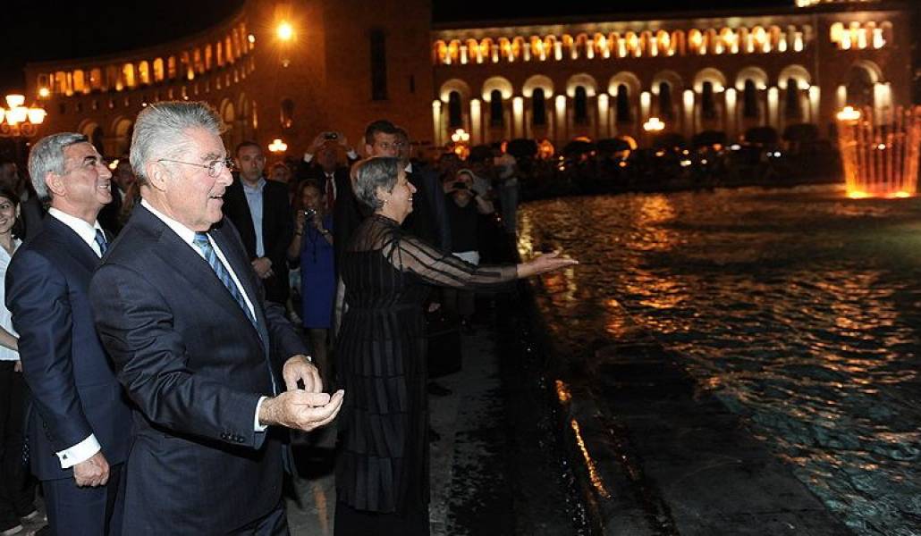 2339686abbb4aa7a0d3c24f8a4d66b42