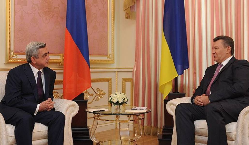 ee994d1de4e885f53d3d1ad6772d2f22