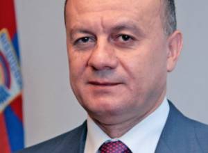 Министр принял посла