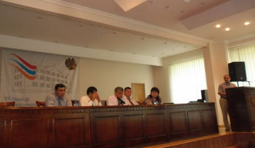 98b6fe57520dfc4a2b93722722931265