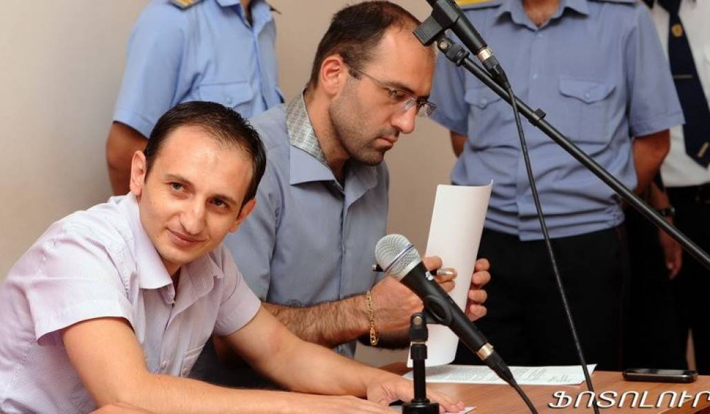 a4e9ab59fe42ff4e221458c579542be7