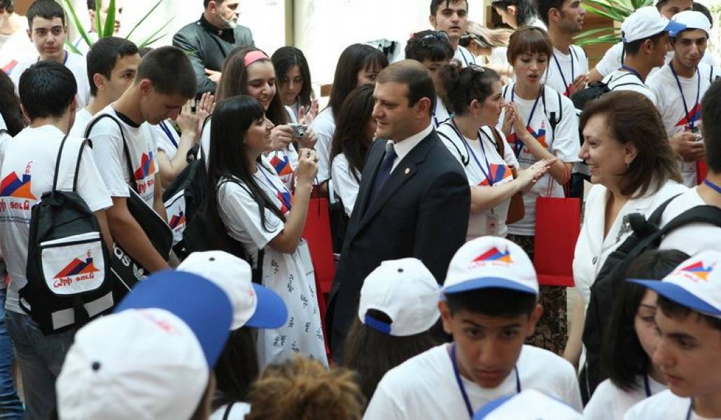 963ebd4606e7caed1abf17cbd3923e84