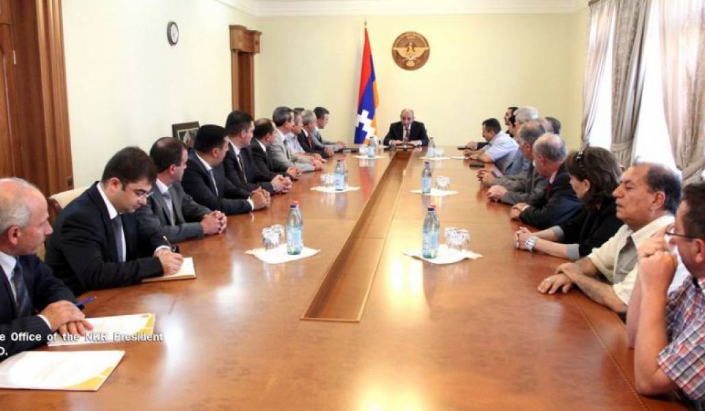 d1ab4b855434f6afc211fbea71aa44e3