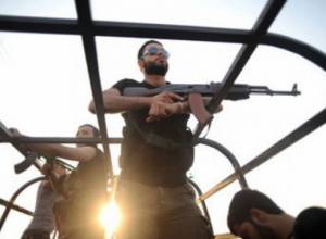 Из Алеппо бежали 200 тыс жителей