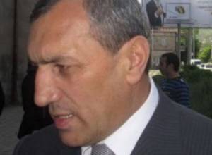 Не беседовал с Овиком Абраамяном?