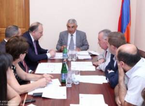 В НС утвердили повестку