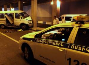 Маршрутное такси попало в аварию