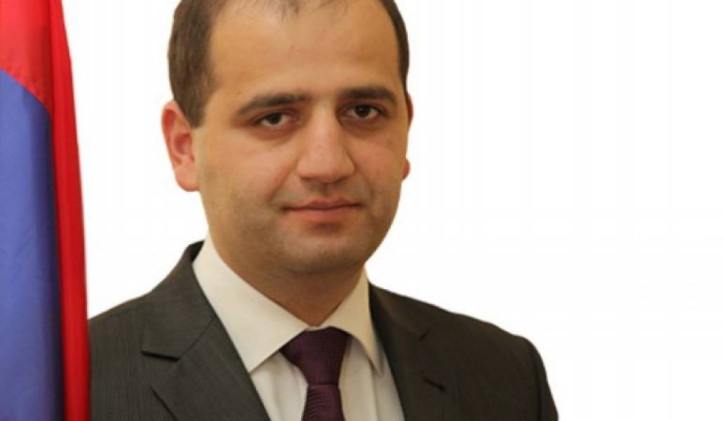 8e7f5a5fdc86301ee7ae59facc9b87ba