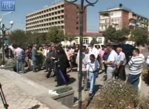 В Армавире прошел парад