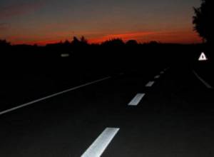 Автомобиль врезался в пункт заправки газа