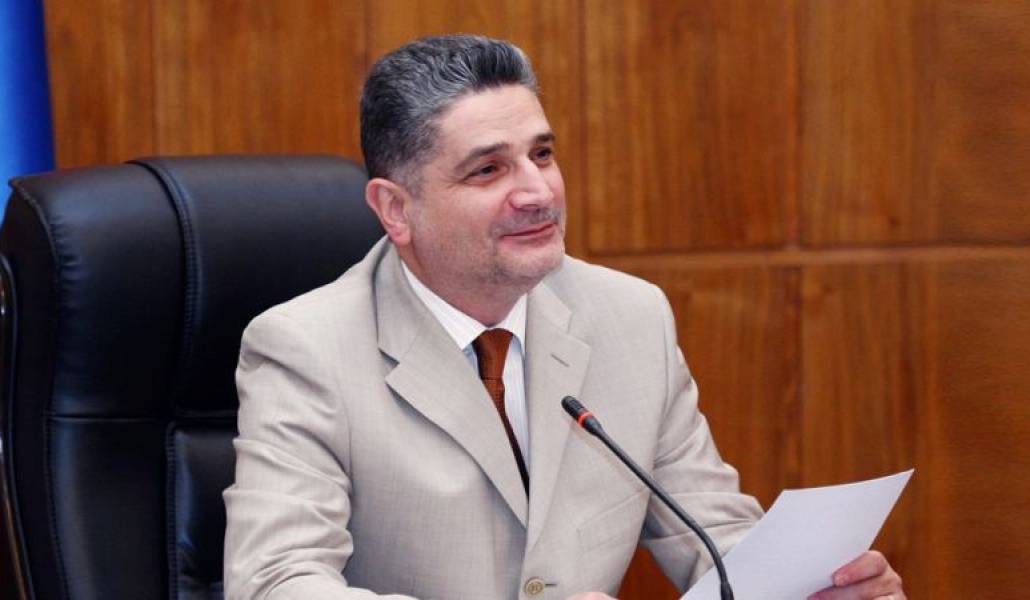 530437fa9a8d9bd303871f1868a86428