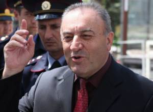 Роберт Мелконян: "Жизнь покажет"