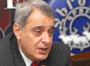 «Постскриптум» пригласил Давида Шахназаряна