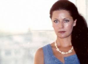 Сцена толкнула в мир литературы