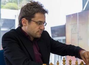 Левон Аронян возобновил борьбу